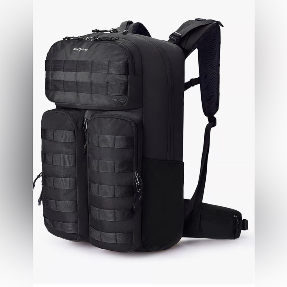 NWT- Blue Quartz 30L Hiking Backpack for Men Women black